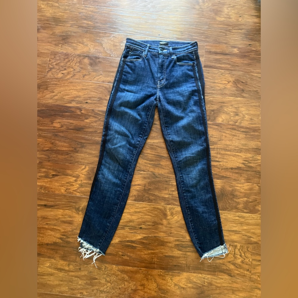 LIKE NEW - MOTHER - Stunner Zip Ankle Step Fray - Sweeping Racer Wash - Sz 26